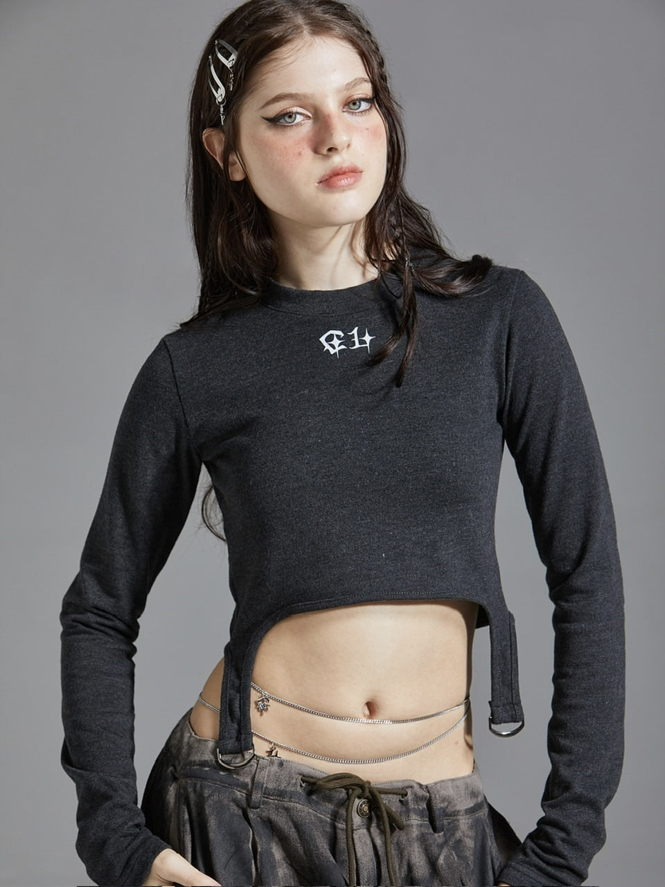 【GATELESS】DOUBLE RING CROPPED T-SHIRT