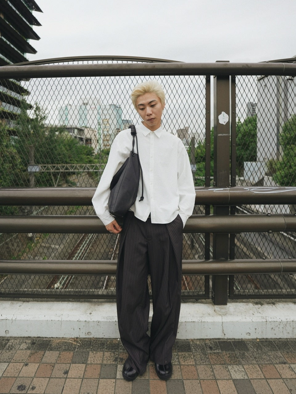 【CS】stripe cross tuck drape slacks (brown)