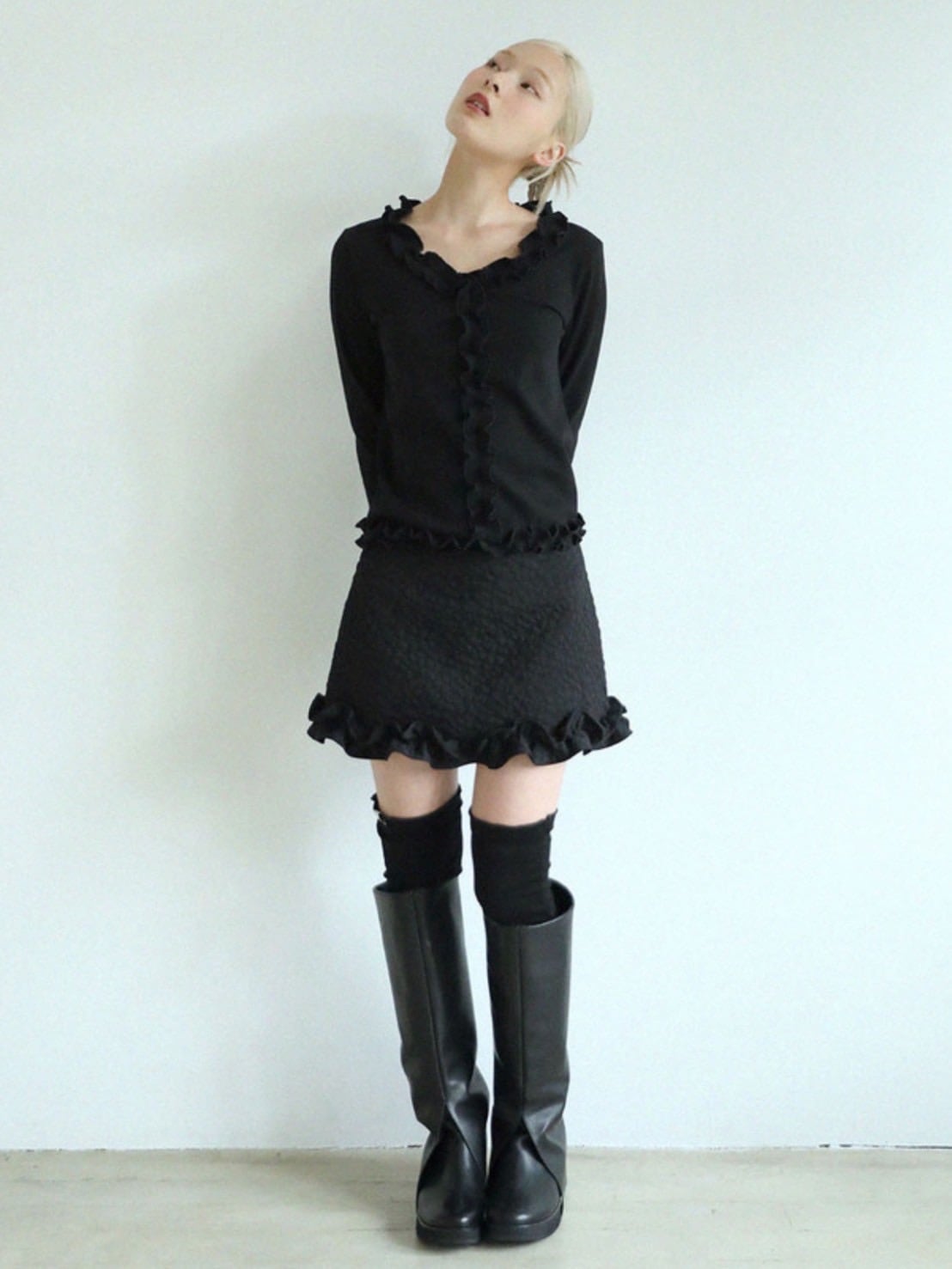 12/21 20:00 再販【Uglyshadow】RUFFLE RIBBED T-SHIRT