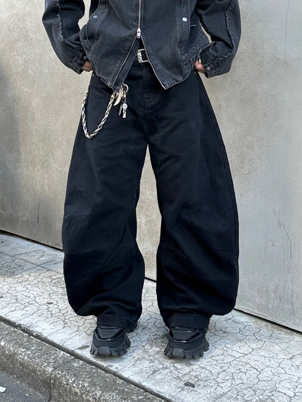 大阪店WEB限定受注制【Chikashitsu +】deep ballon curve pants / 【チカシツプラス】ディープバルーンカーブパンツ (2color)