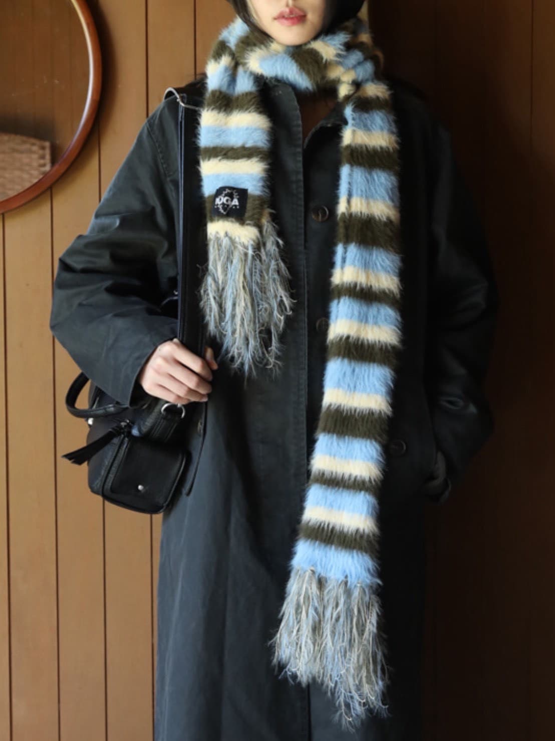 【IUGAMAKARAS】Striped Hairy Bold Muffler