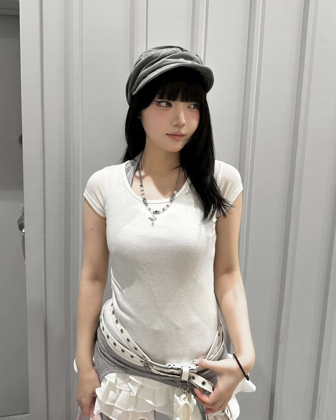 受注制【nmtc+】Back Button Slit U-Neck Tee (5color)
