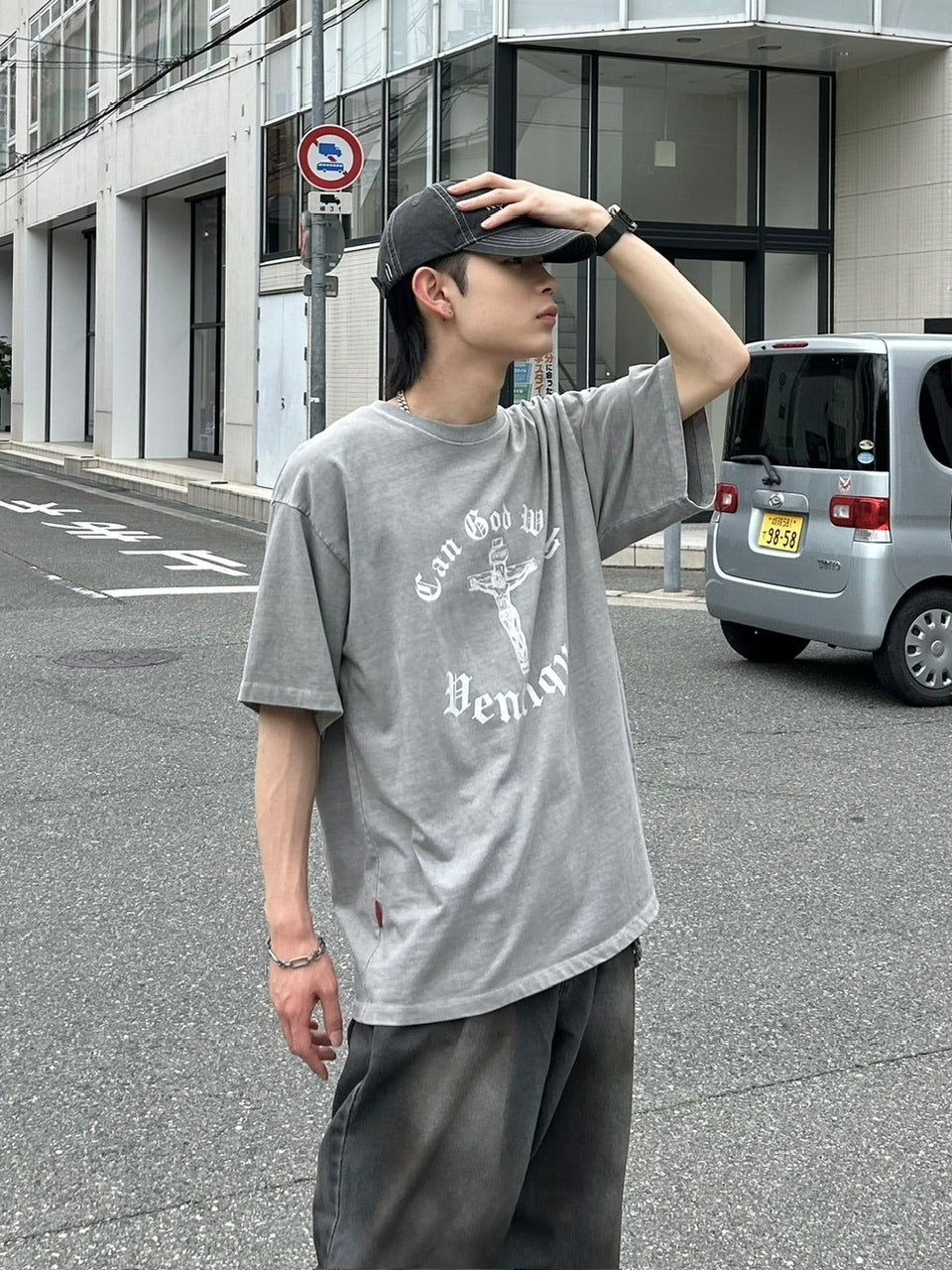 大阪店WEB限定【Chikashitsu +】box fit jesus t-shirt (2color)