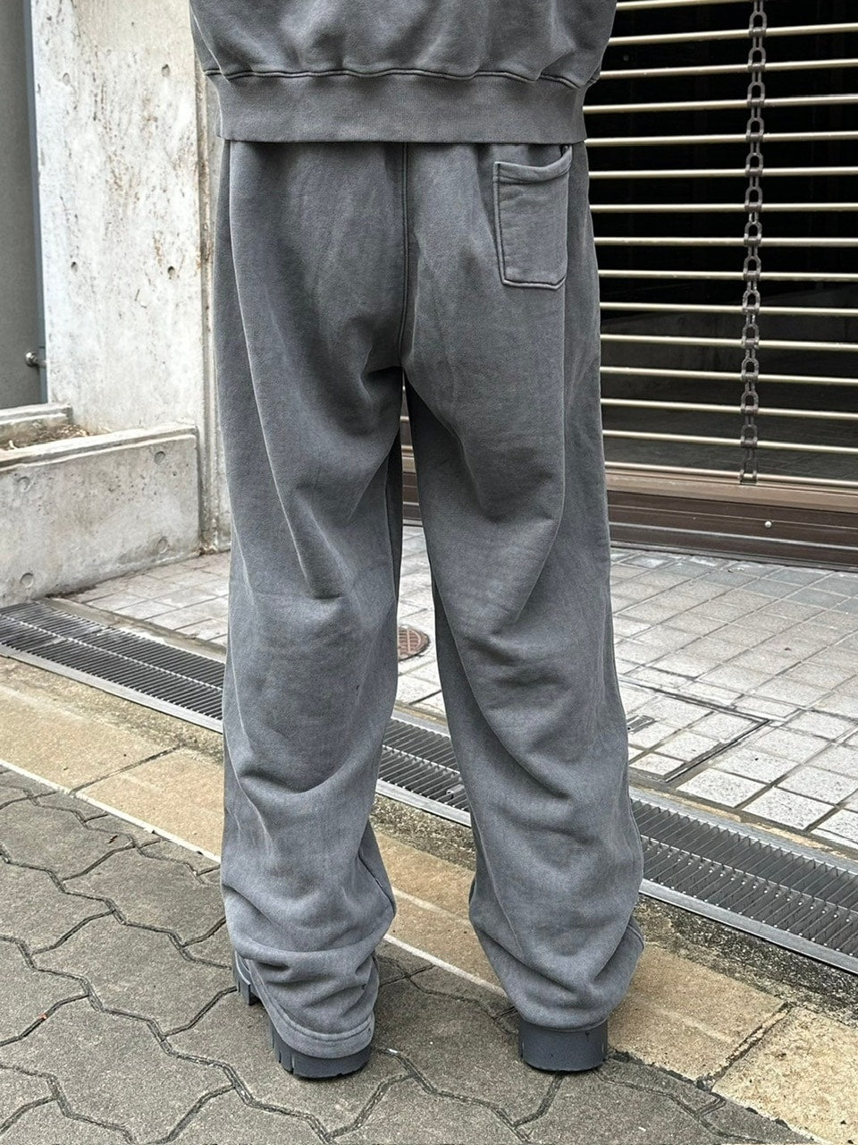 受注制【Chikashitsu +】unisex pigment wash string sweat pants (4color)