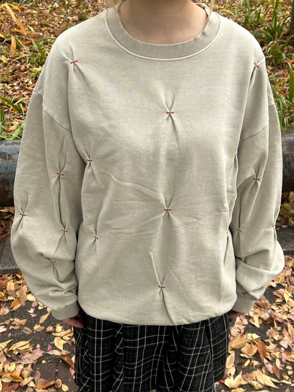 受注制【Chikashitsu +】stitch design sweat (3color)