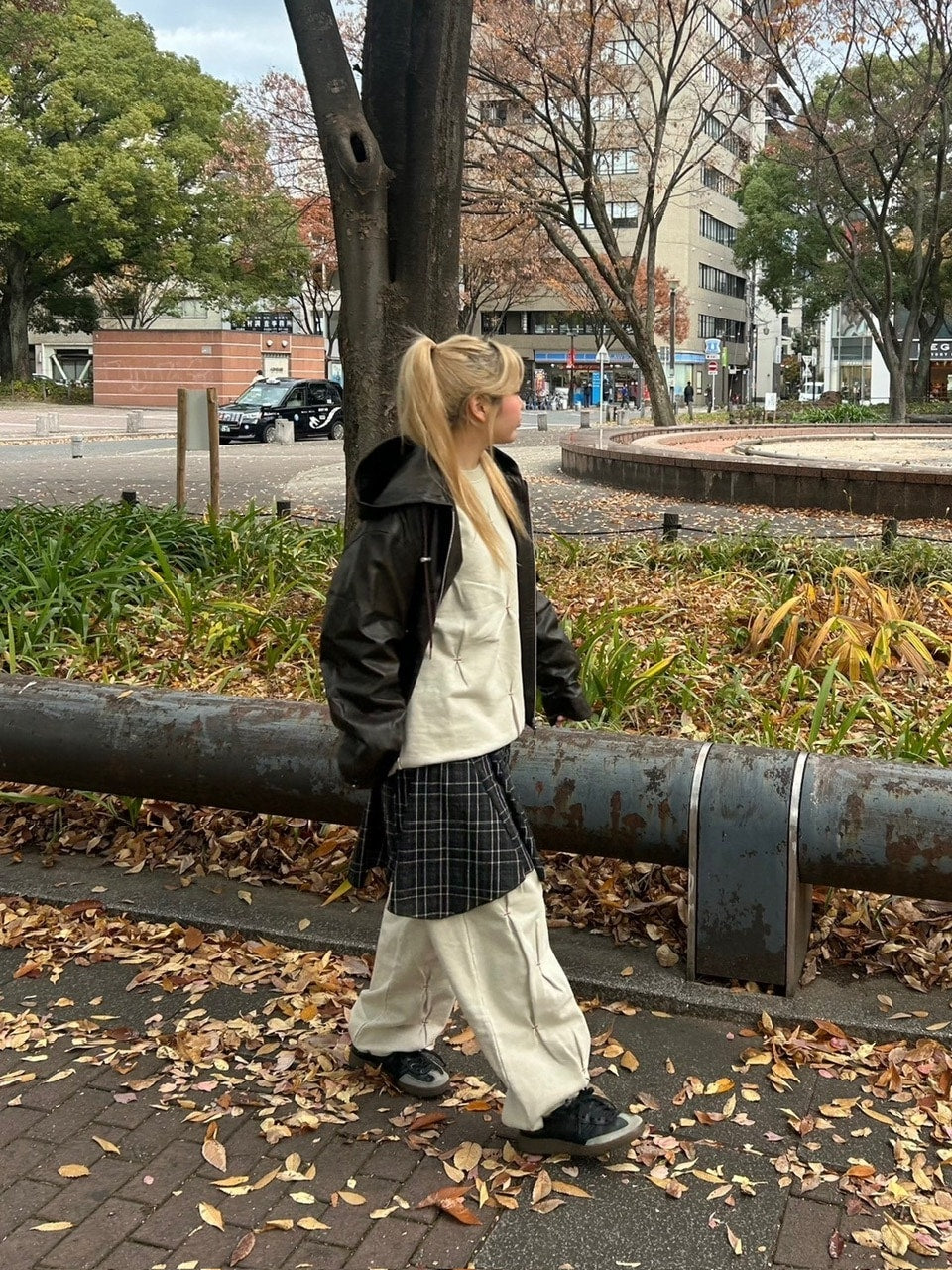 受注制【Chikashitsu +】stitch design sweat pants (3color)