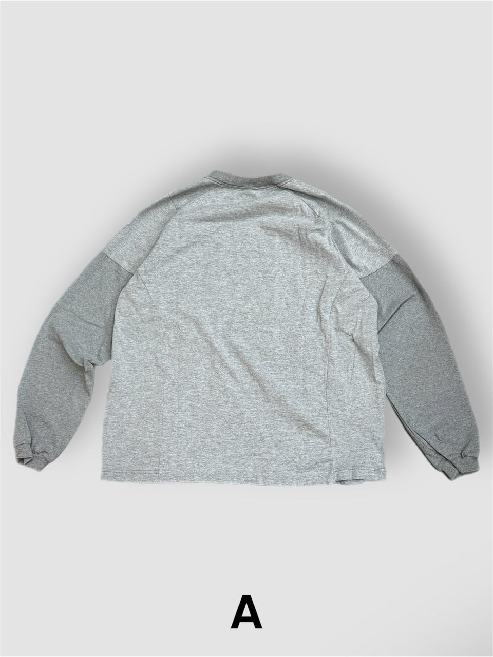 【Re +】cutting switch long sleeve (gray)