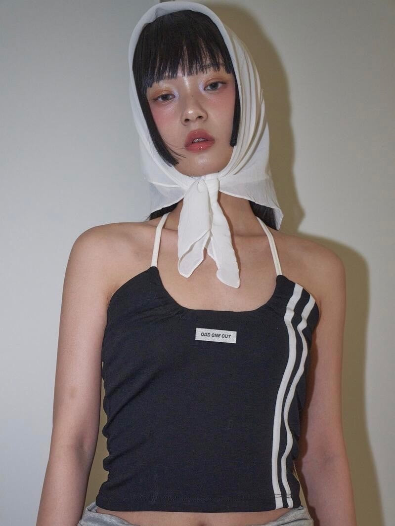 【ODDONEOUT】TWO LINE HALTER NECK TOP