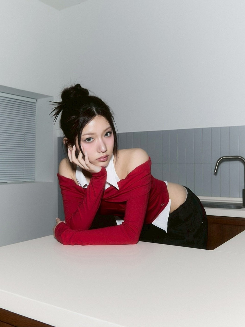 【CHERRYQUIRI】shirts layered off shoulder top