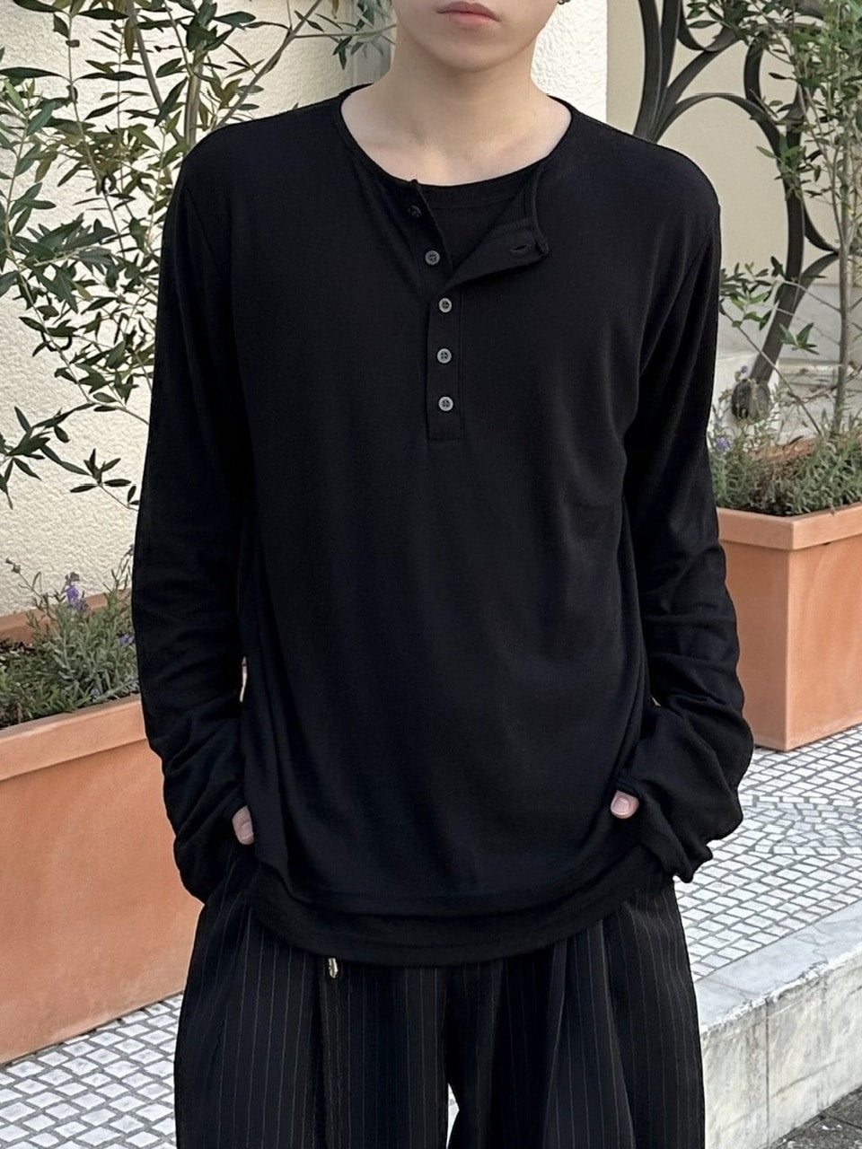大阪店WEB限定【Chikashitsu +】layered henley neck long sleeve