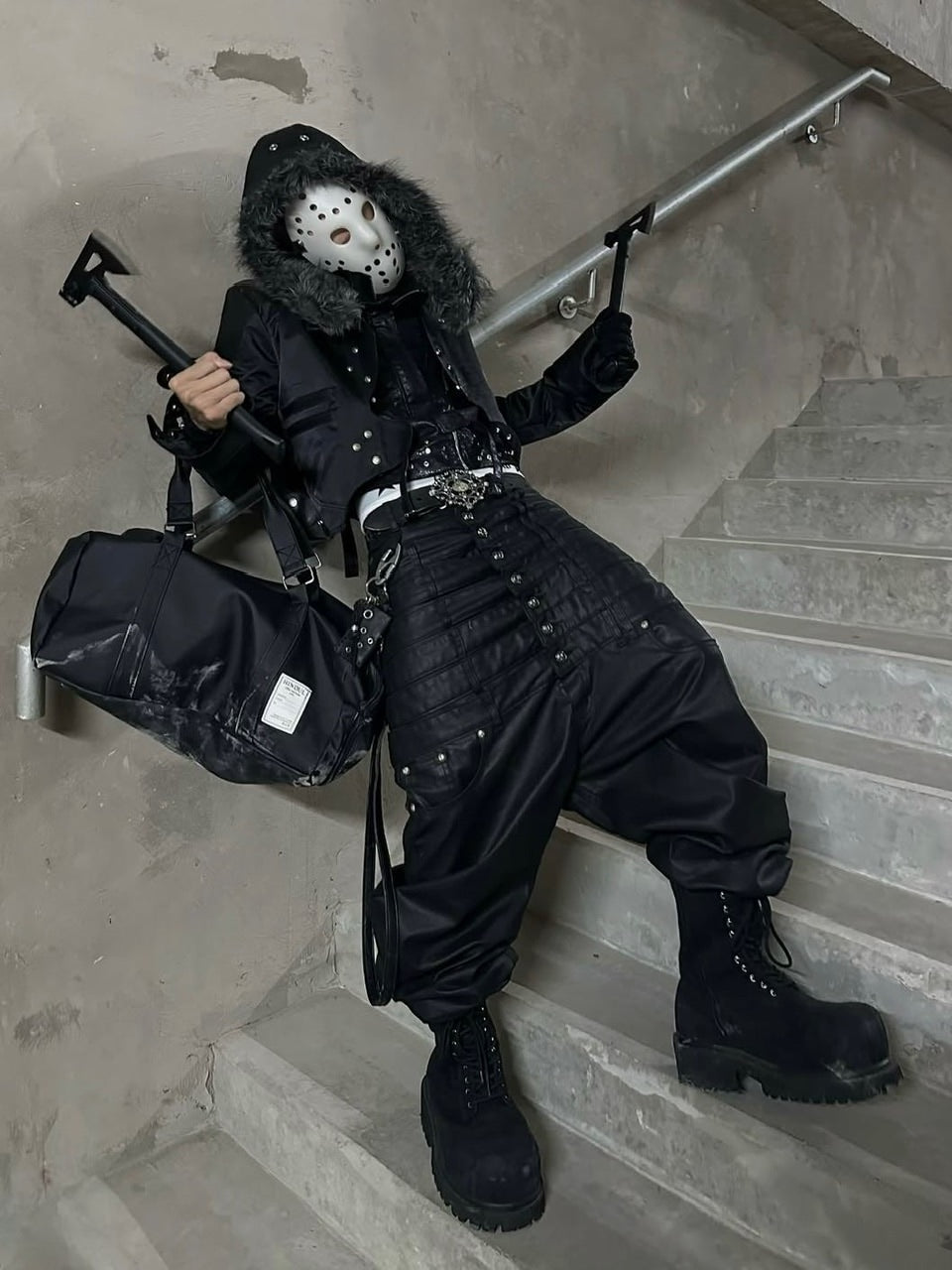 【UNIZ】8 Backs J-Cut Pants / 【ユニズ】ダーティーライクレイヤードバルーンデニムパンツ