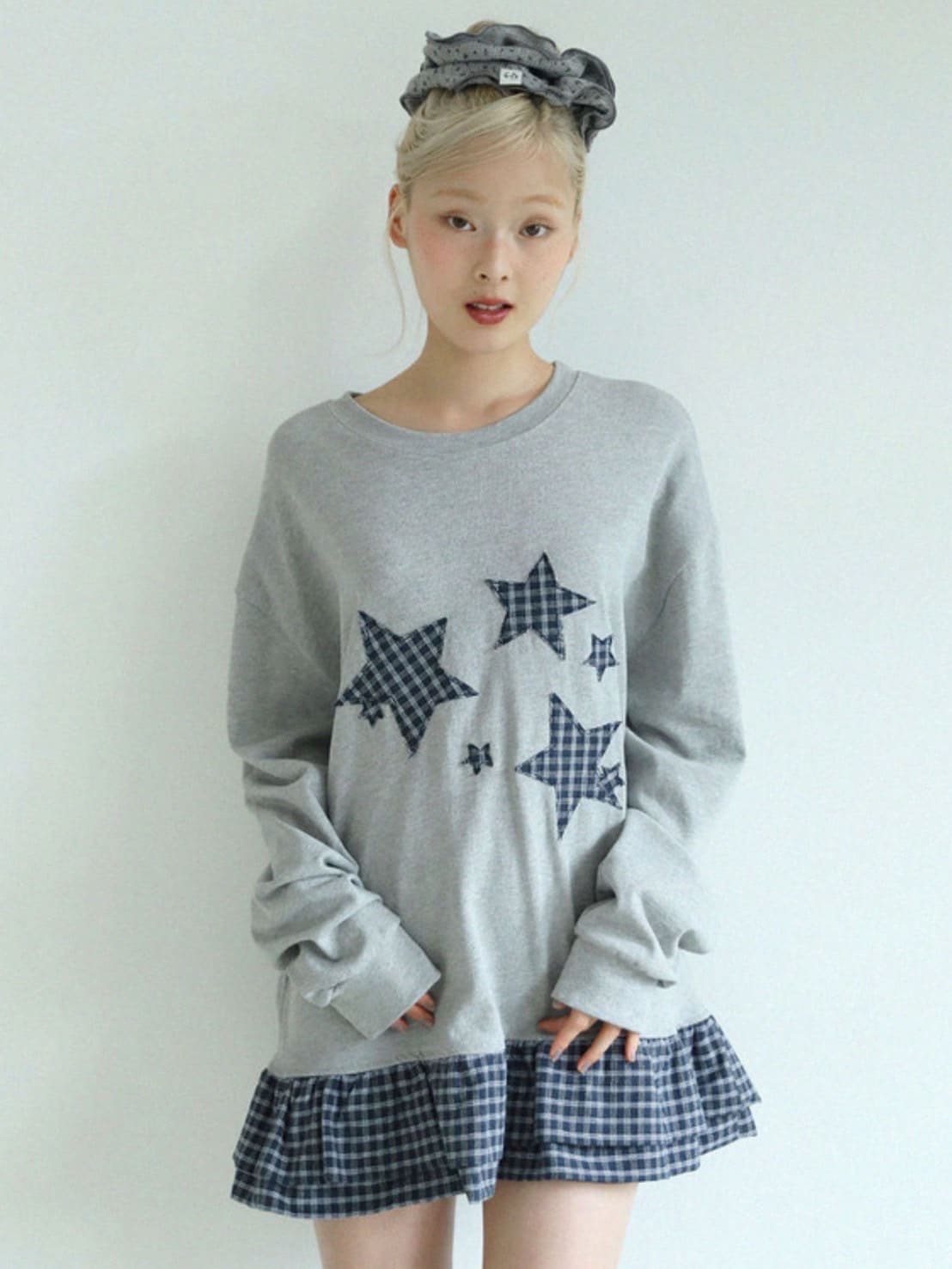 12/21 20:00 再販【Uglyshadow】STAR FRILL LONGSLEEVED T-SHIRT