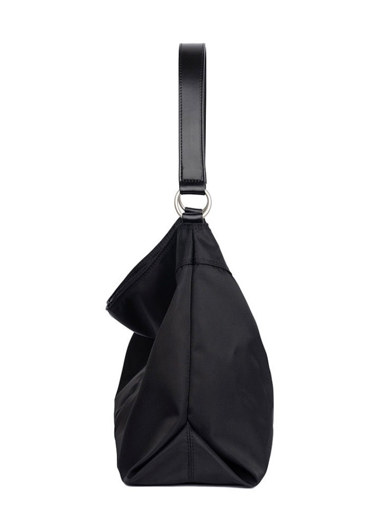 【HAH ARCHIVE】Contour Shoulder Bag (ナイロン)