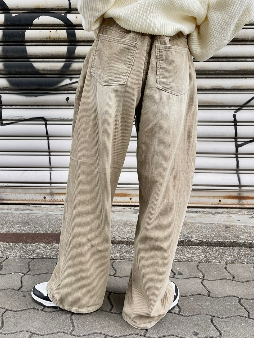 受注制【Chikashitsu +】vintage wash wide corduroy pants (2color)