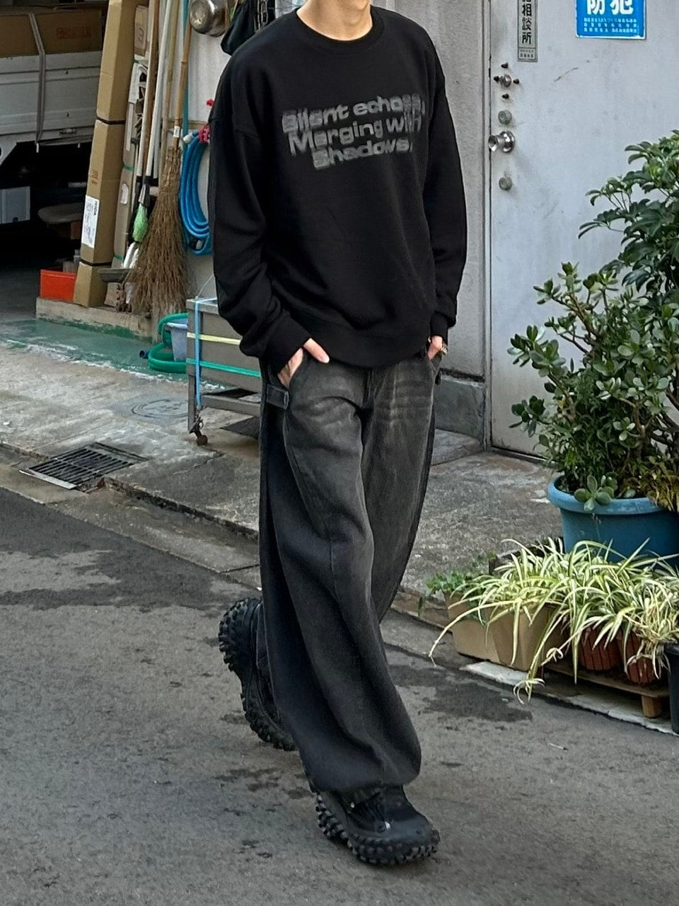 受注制【Chikashitsu +】side snap balloon denim pants (2color)