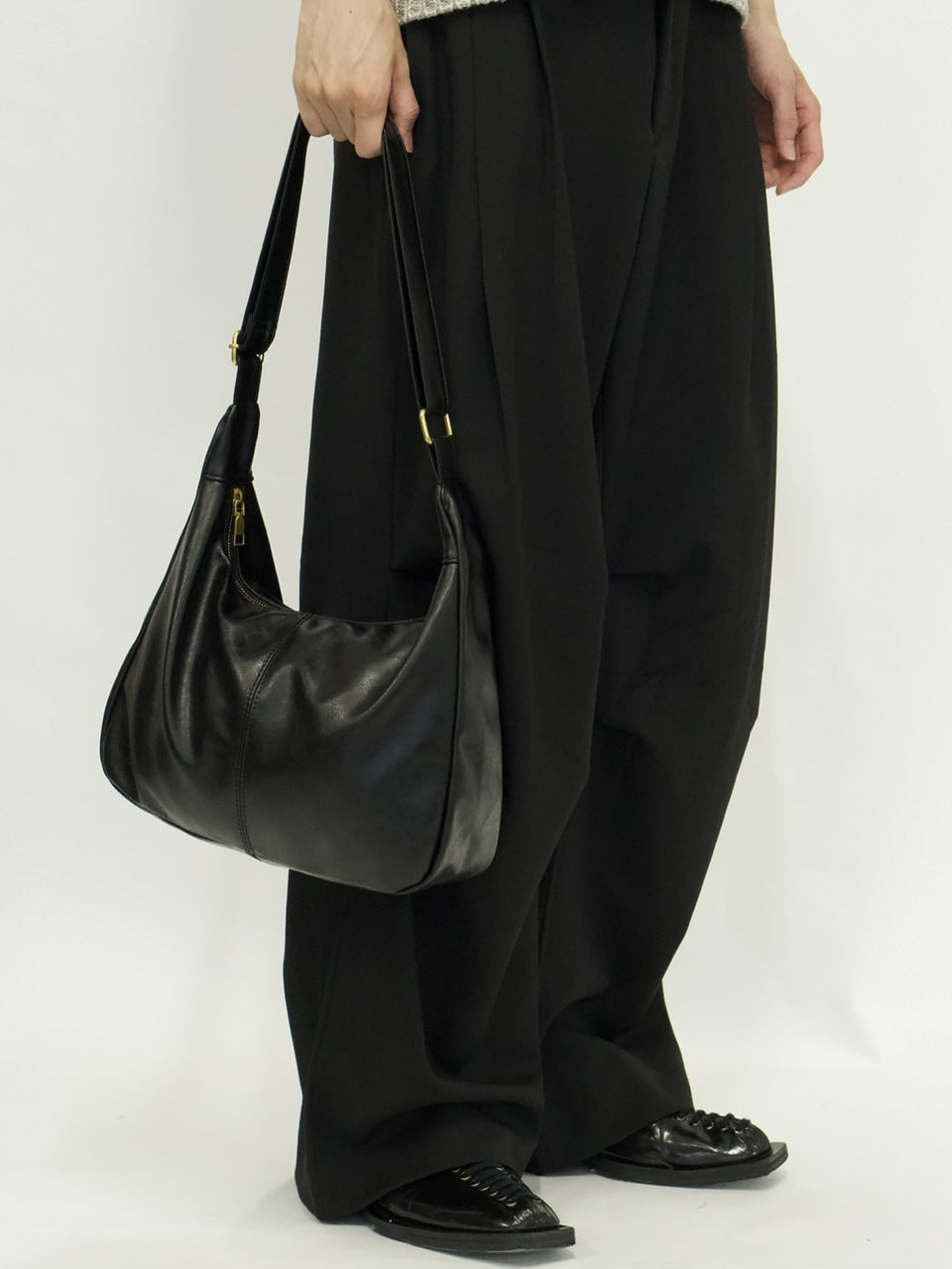 東京店WEB限定受注制【Chikashitsu +】vegan leather cross bag