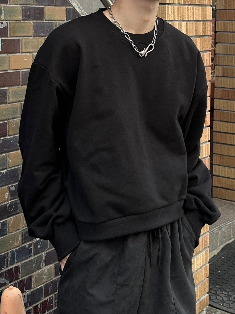 受注制【Chikashitsu +】unisex cropped balloon sweat (3color
