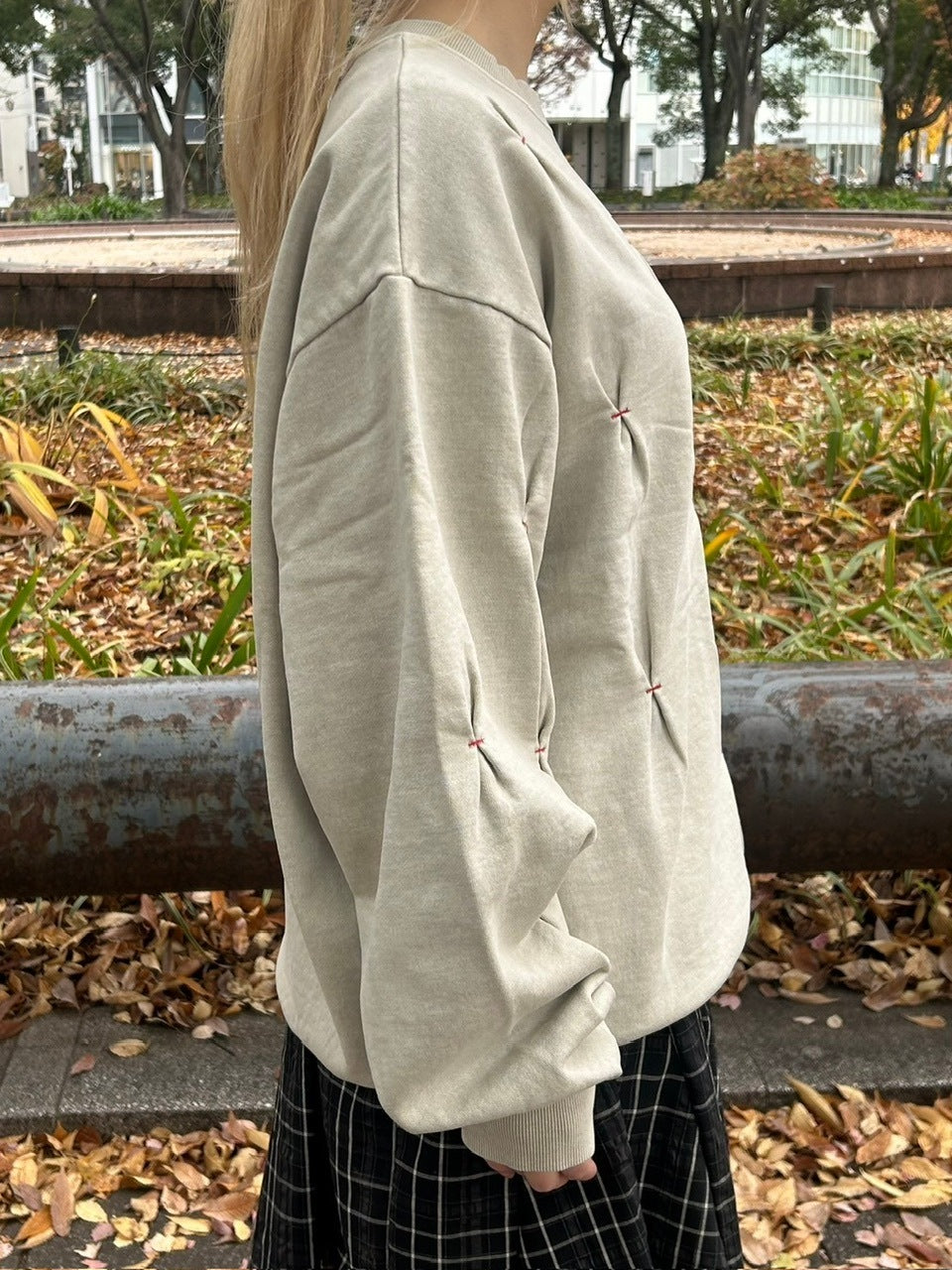 受注制【Chikashitsu +】stitch design sweat (3color)