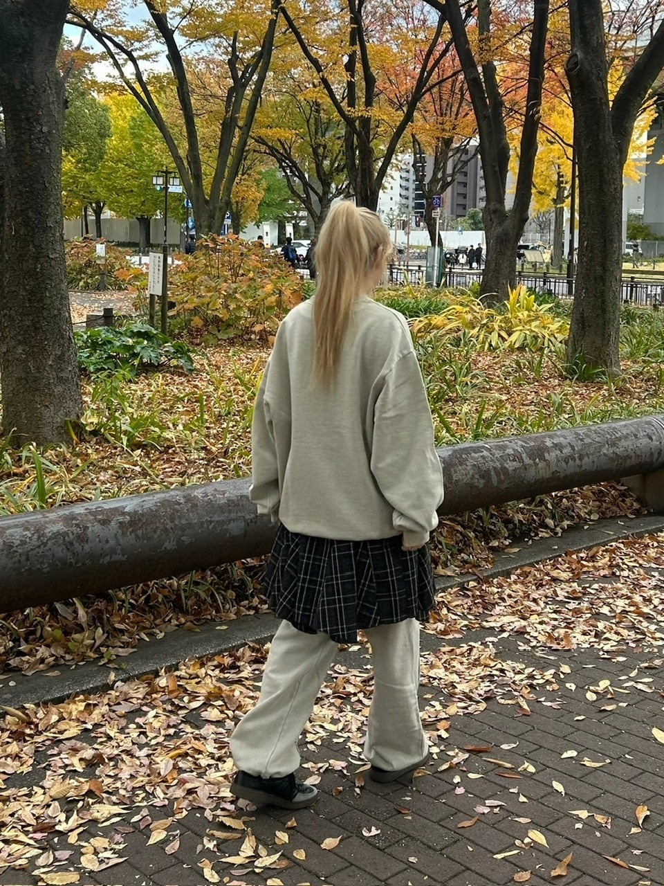 受注制【Chikashitsu +】stitch design sweat pants (3color)