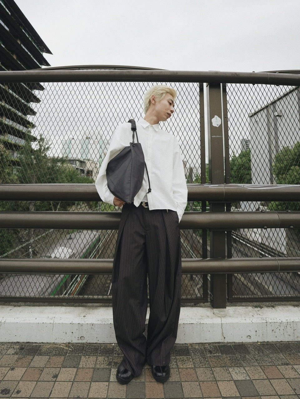 【CS】stripe cross tuck drape slacks (brown)