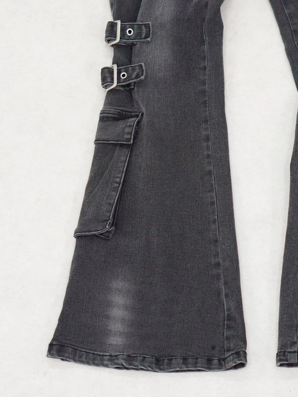 【NMTXU】flare cargo denim pants / 【エヌエムティーエックスユー】ウォッシュドフレアカーゴデニムパンツ