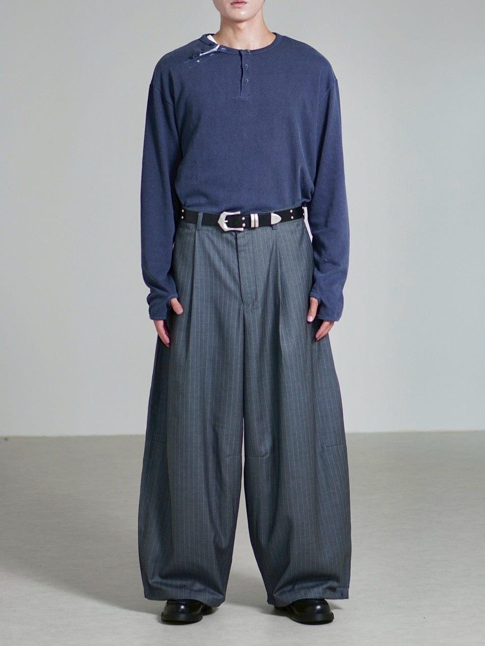 受注制【Chikashitsu +】draw cord stripe wide slacks (2color