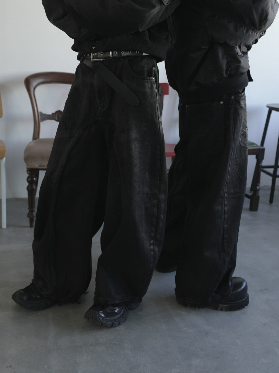 【CHIKASHITSU PLUS HIGH】Washed coating denim pants
