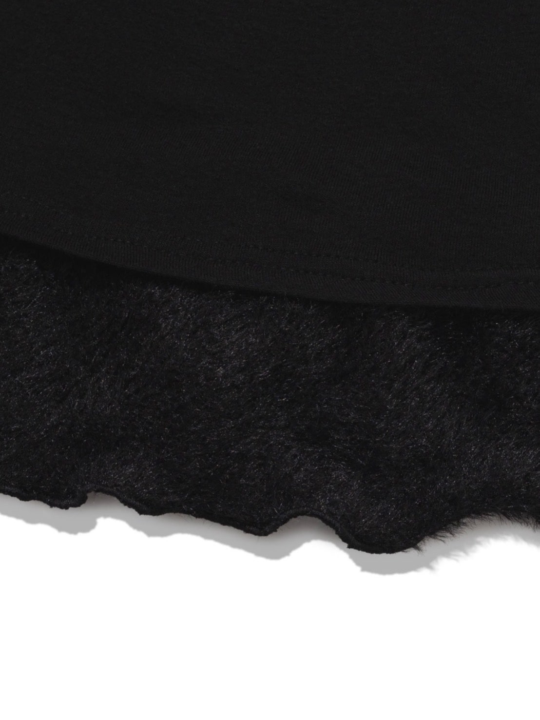 12/21 20:00 発売【Uglyshadow】SCARF FUR FRILL T-SHIRT