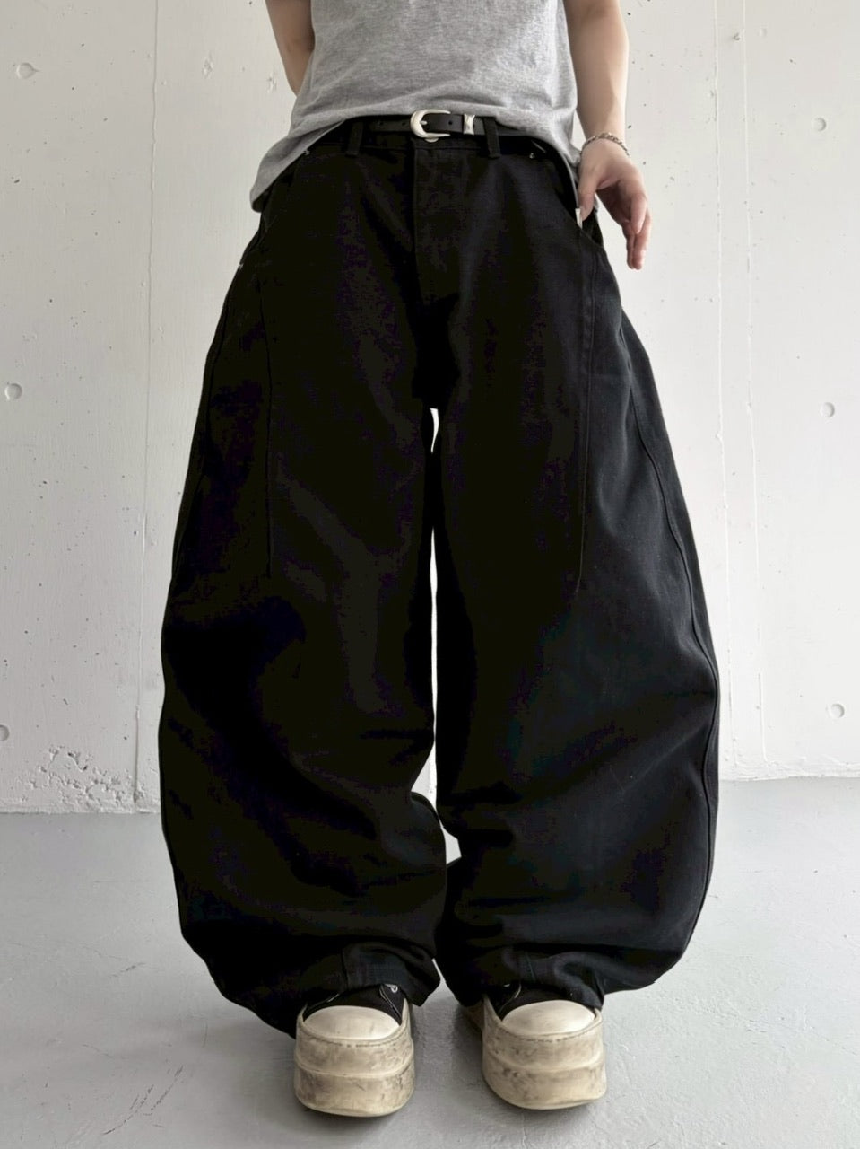 受注制【LUV CODE】curved denim pants (2color)