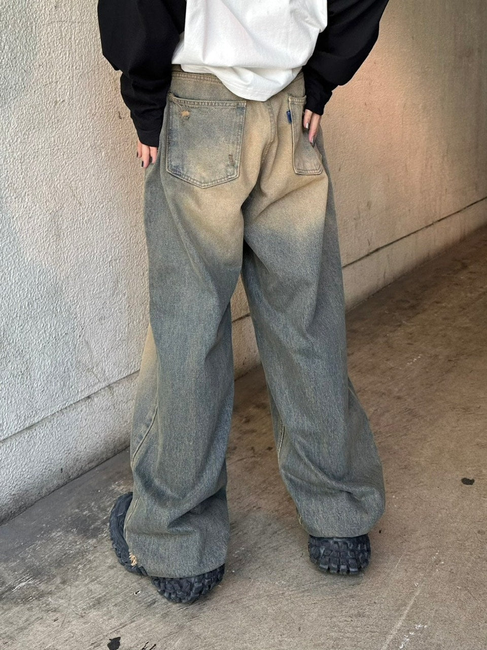 受注制【Chikashitsu +】vintage faded wash denim pants