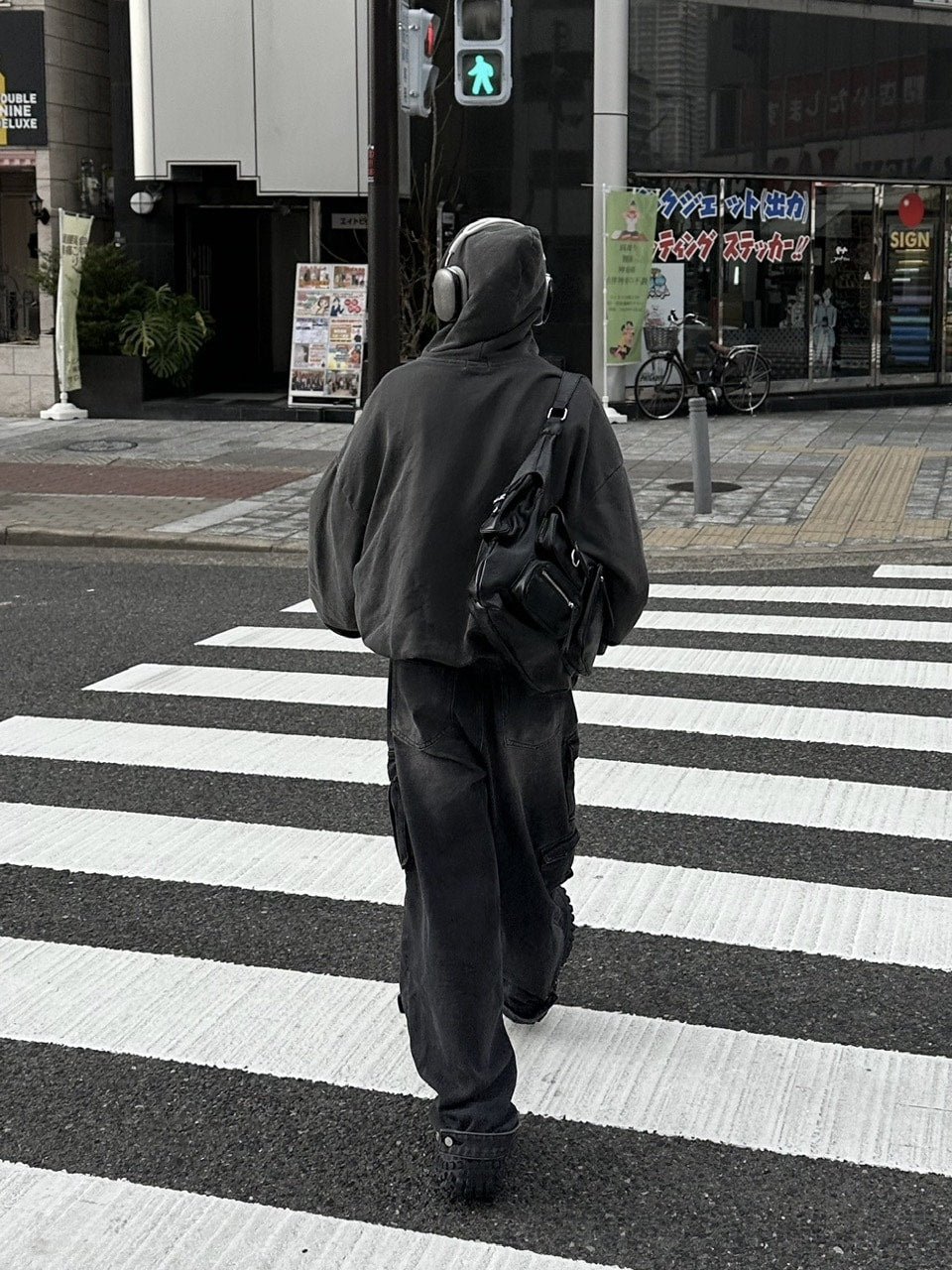 受注制【Chikashitsu +】vintage wash cargo denim pants (2color)