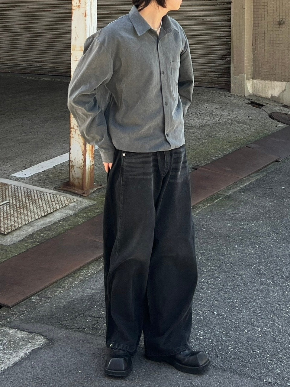 大阪店WEB限定受注制【Chikashitsu +】pigment draw code shirt (2color)