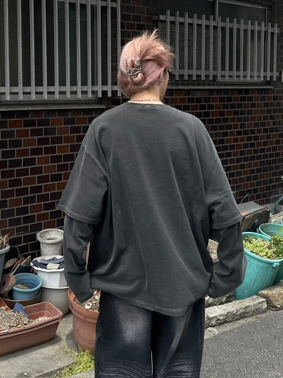 【Chikashitsu +】layered graphic long sleeve (2color) / 【チカシツプラス】レイヤードグラフィックプリント長袖Tシャツ