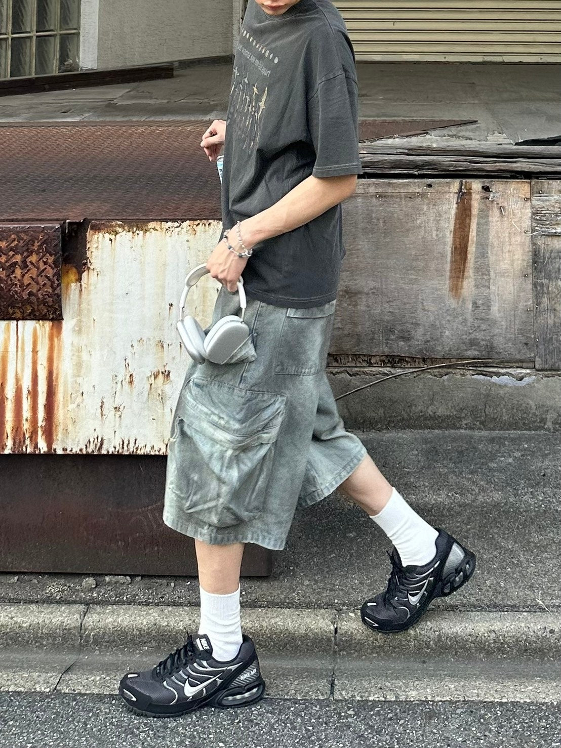 受注制【Chikashitsu +】pigment cross print t-shirt (2color)