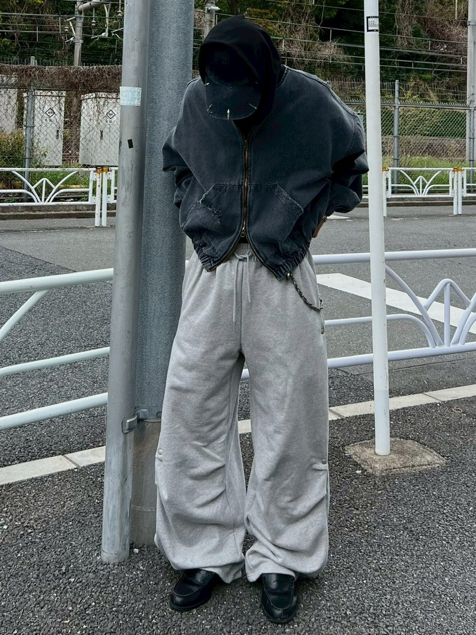 受注制【Chikashitsu +】side snap button sweat pants (2color)