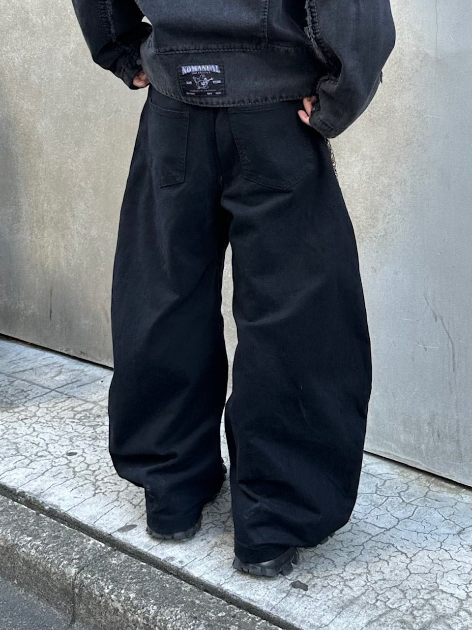 大阪店WEB限定受注制【Chikashitsu +】deep ballon curve pants / 【チカシツプラス】ディープバルーンカーブパンツ (2color)