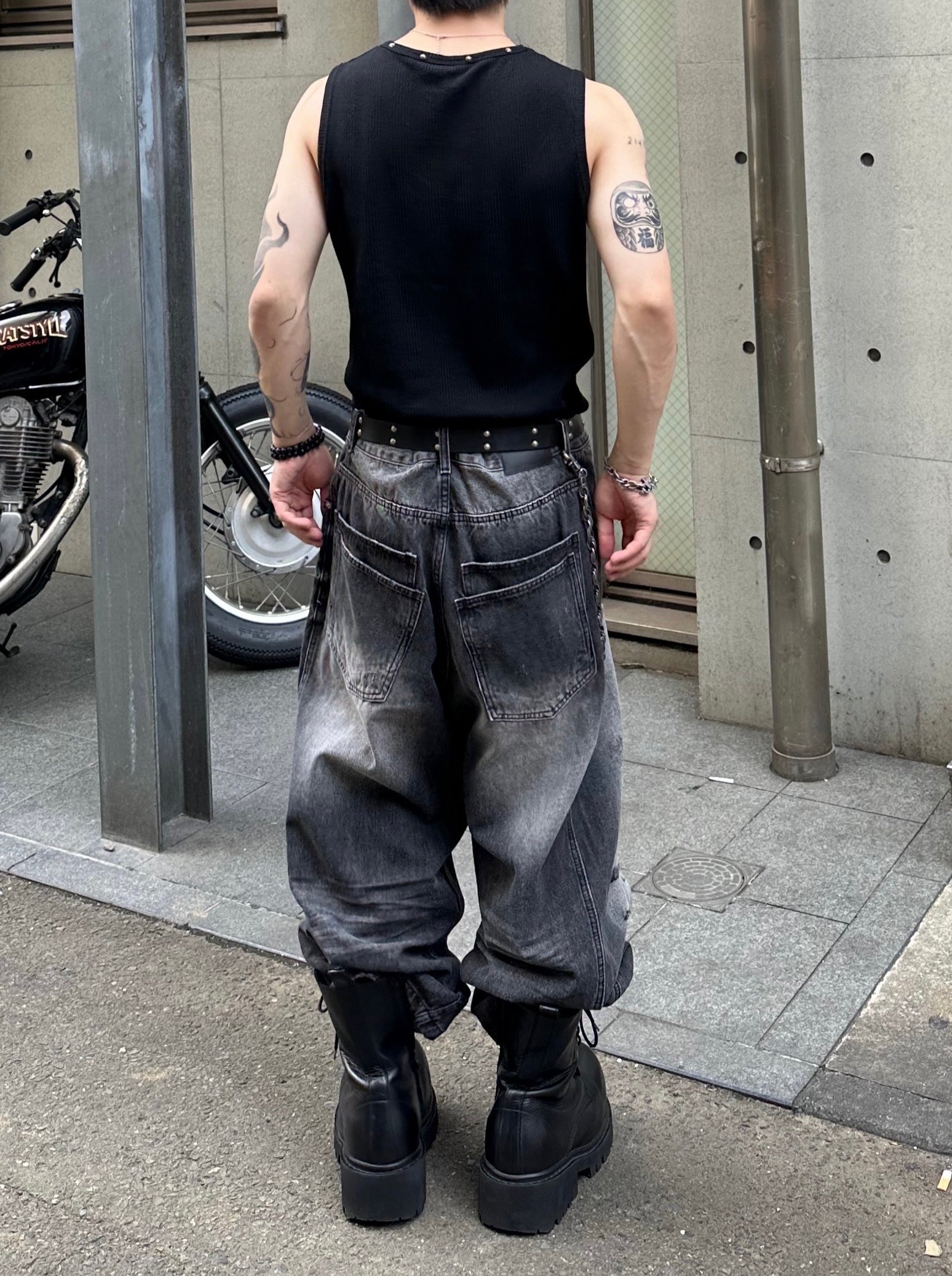 大阪店WEB限定受注制【Chikashitsu +】double back pocket denim pants (2color)