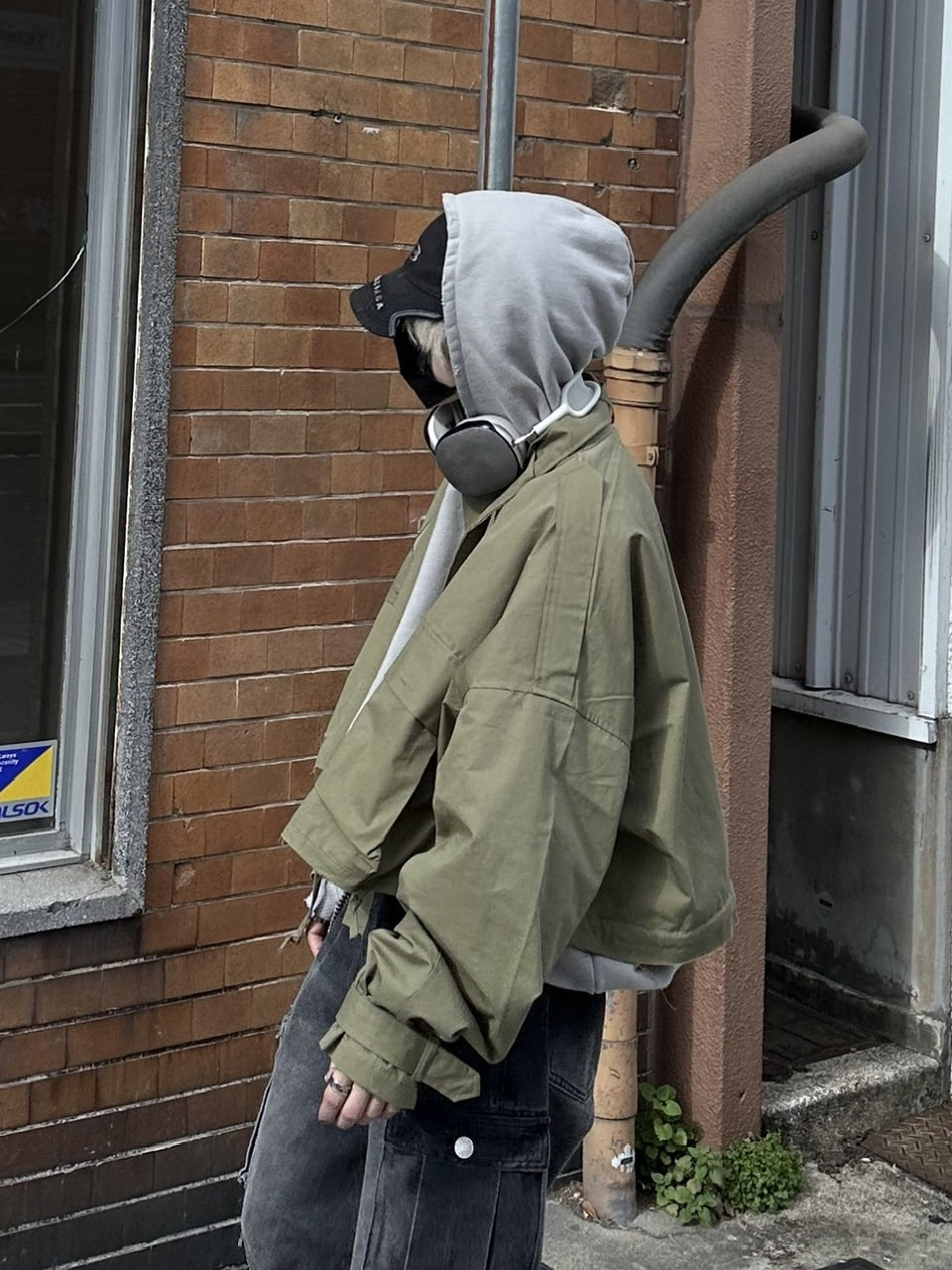 大阪店WEB限定【Chikashitsu +】damage arm warmer hoodie (3color)