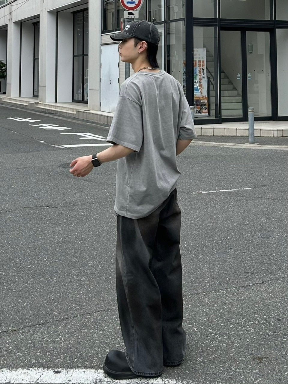 大阪店WEB限定【Chikashitsu +】box fit jesus t-shirt (2color)