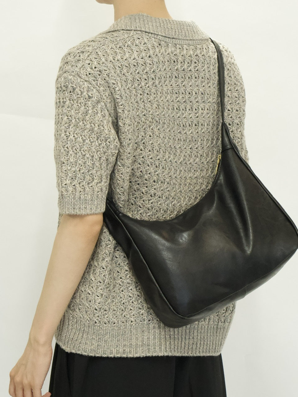 東京店WEB限定受注制【Chikashitsu +】vegan leather cross bag (2color)