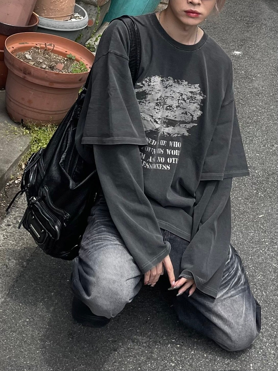 【Chikashitsu +】layered graphic long sleeve (2color) / 【チカシツプラス】レイヤードグラフィックプリント長袖Tシャツ