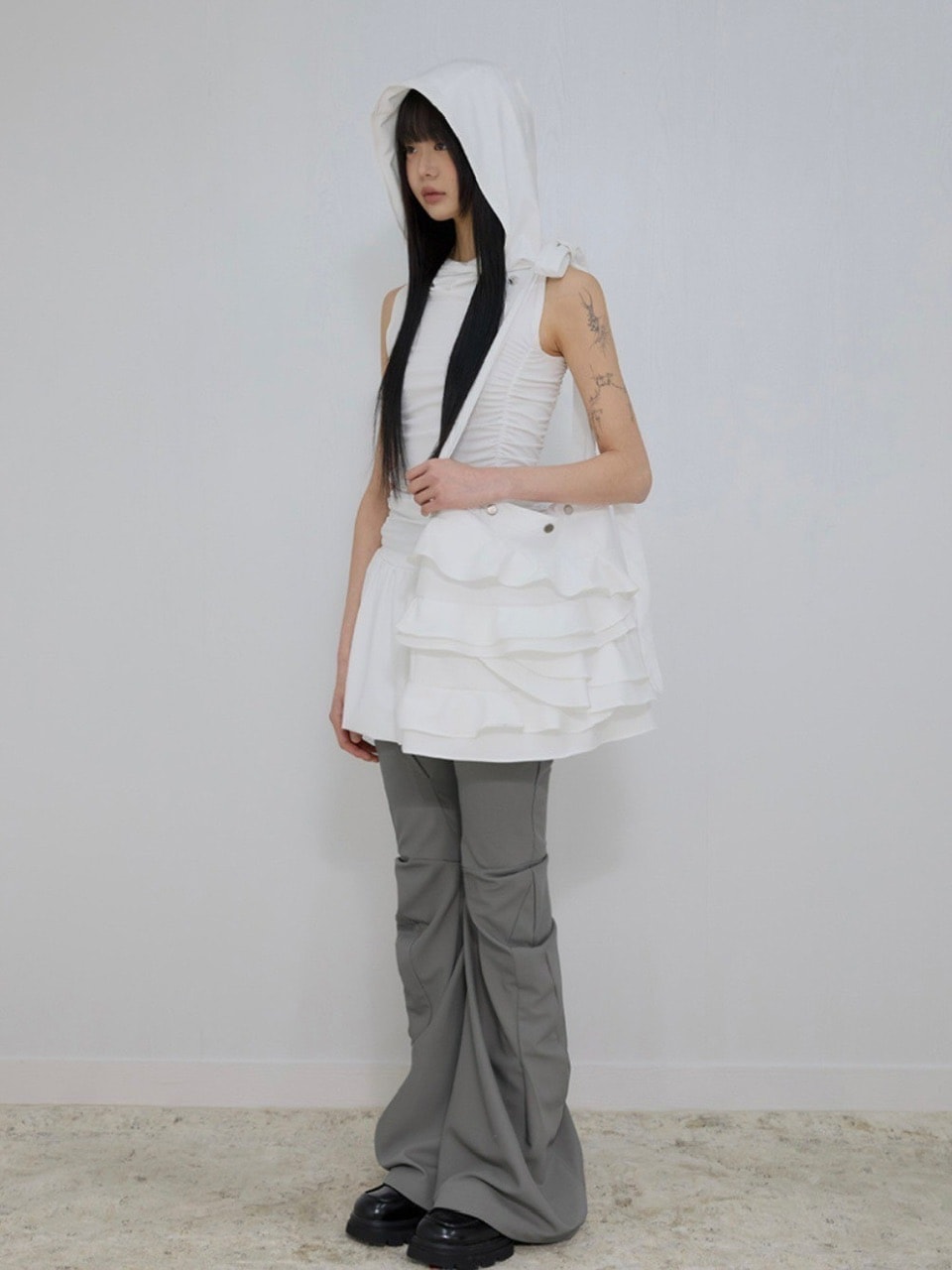 【FLAREUP】Asymmetrical Drape Pants / 【フレアアップ】アシンメトリードレープパンツ