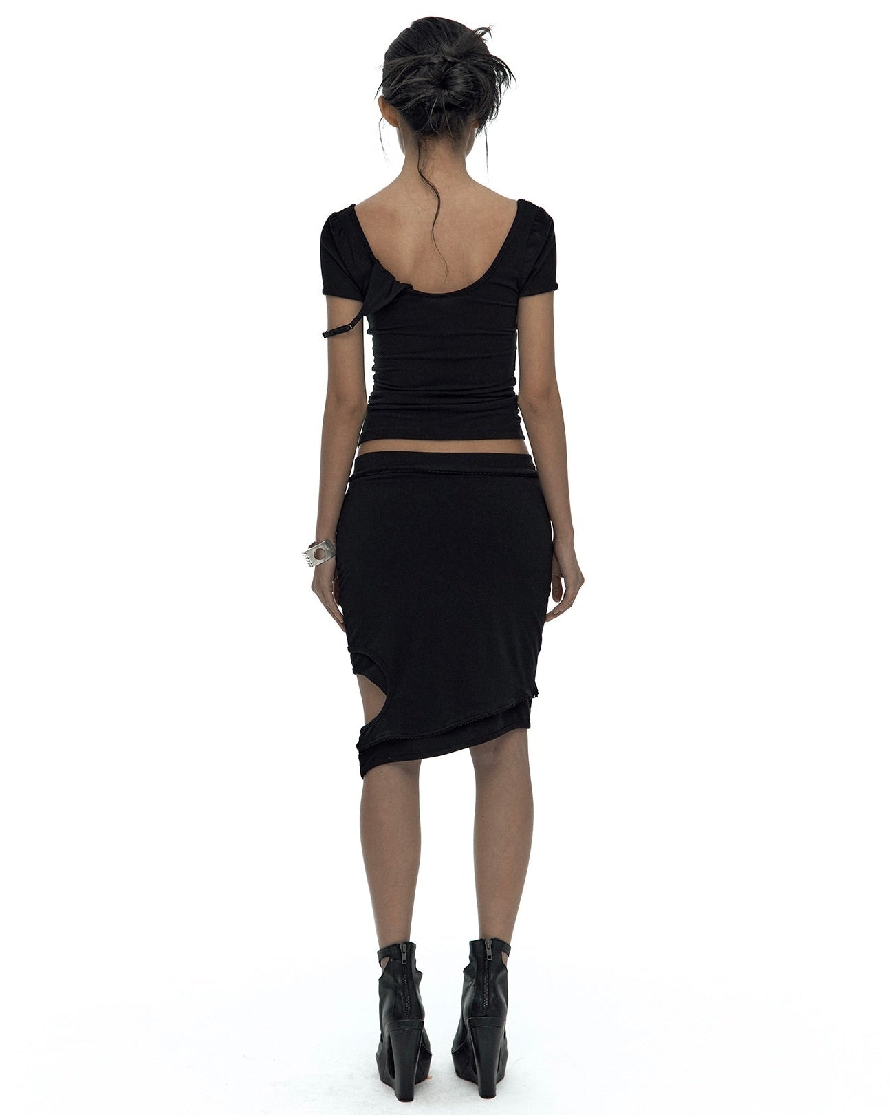 【Kashiko】Peek-a-boo Strap Skirt