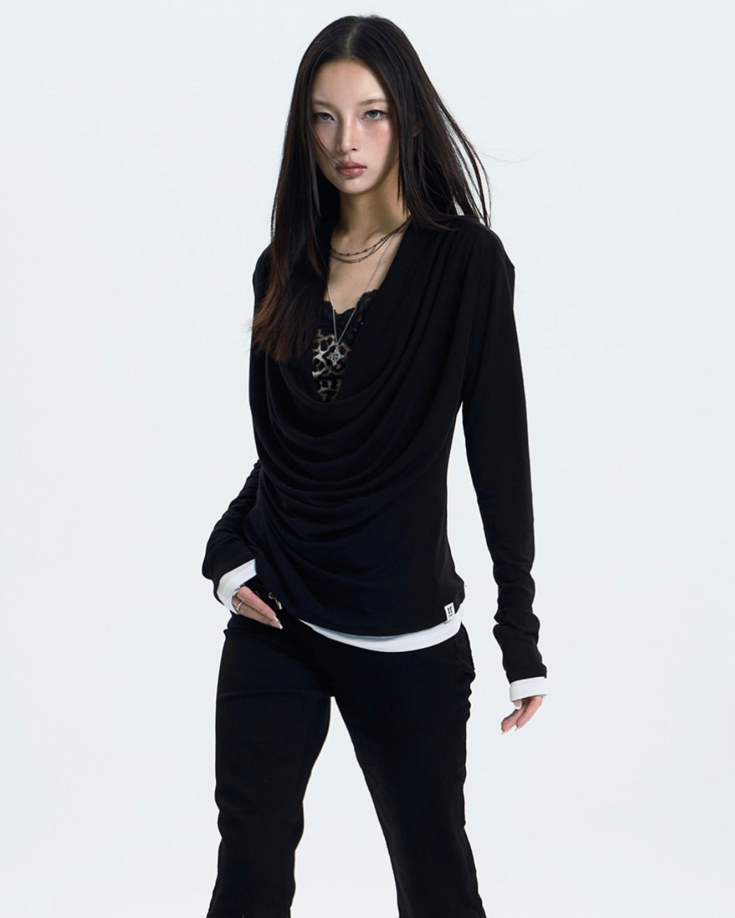【NOT KNOWING】Deep Cowl Layered Top