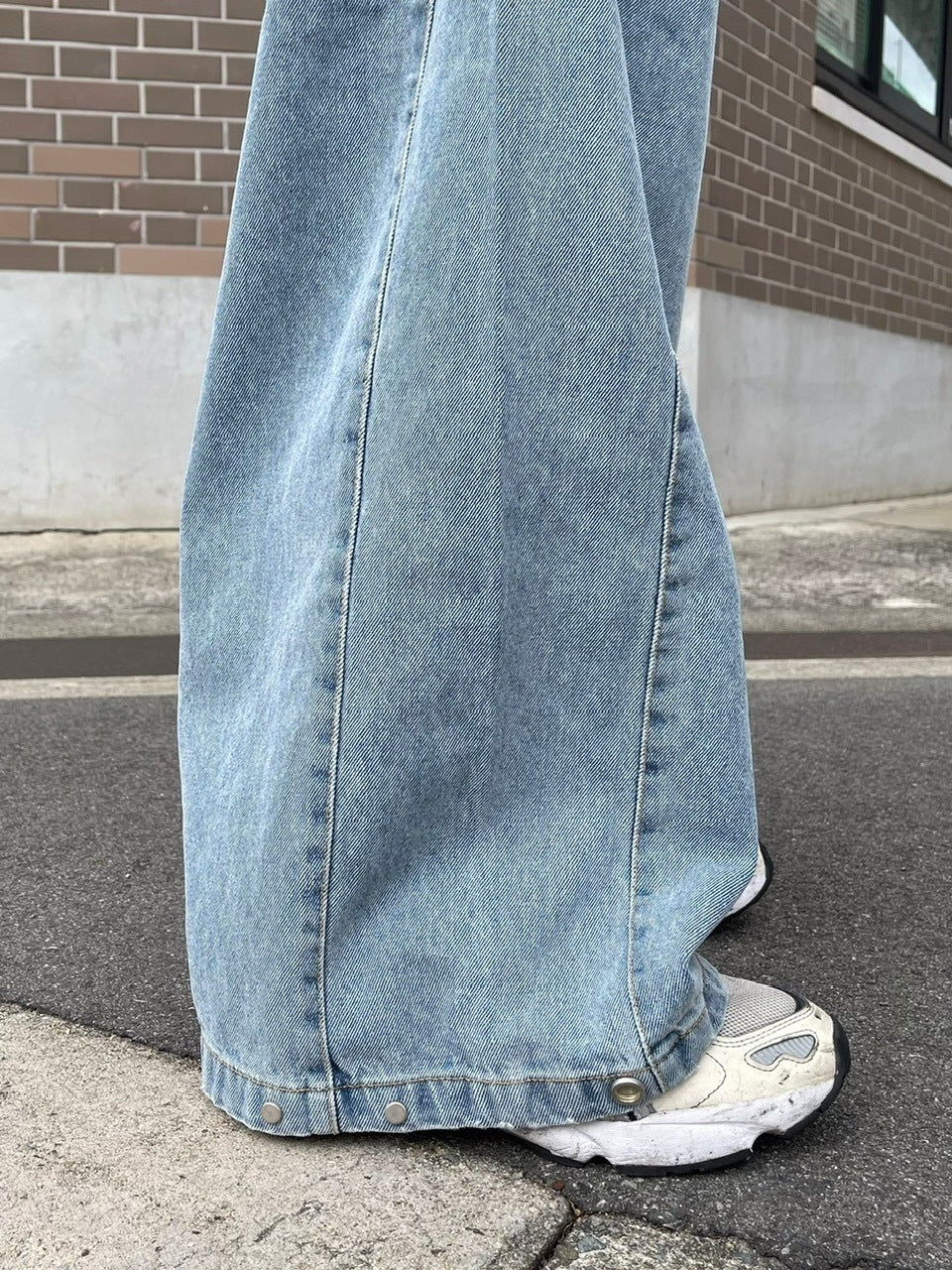 【Chikashitsu +】snap button denim pants (2color)