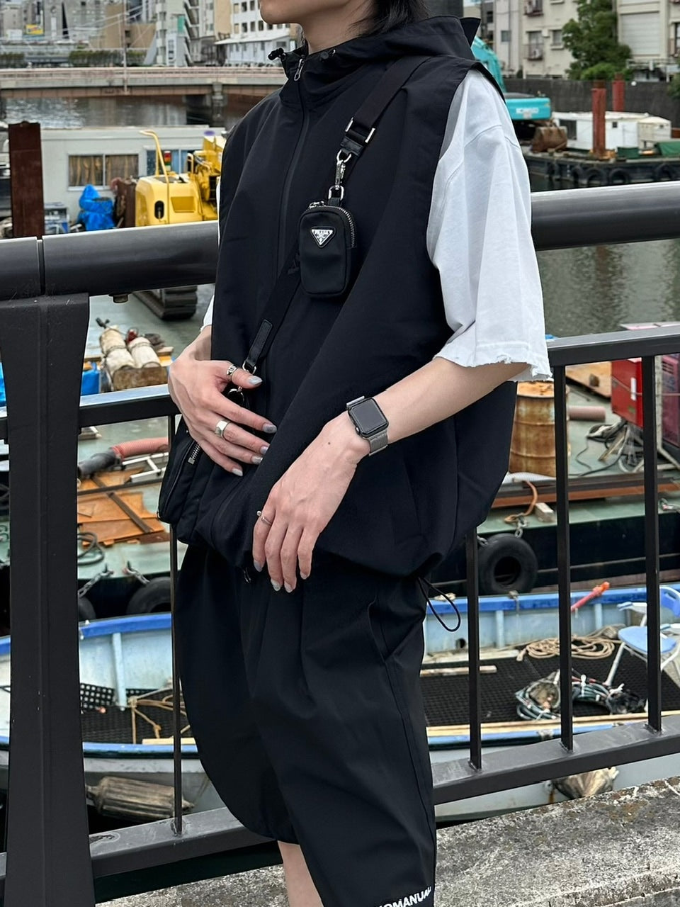 大阪店WEB限定受注制【Chikashitsu +】nylon hood vest (2color)