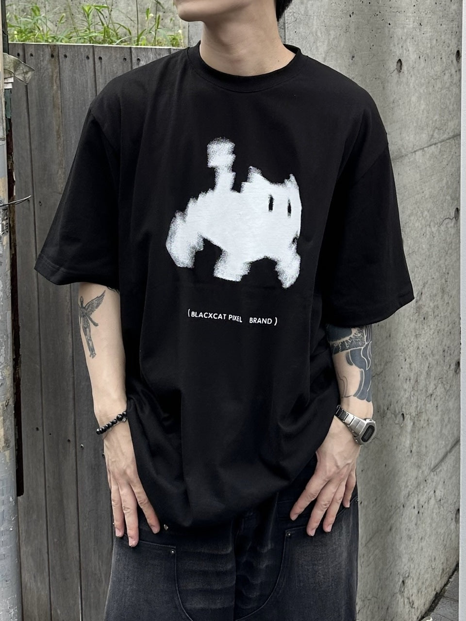 大阪店WEB限定【Chikashitsu +】oversized pixel cats t-shirt (2color)