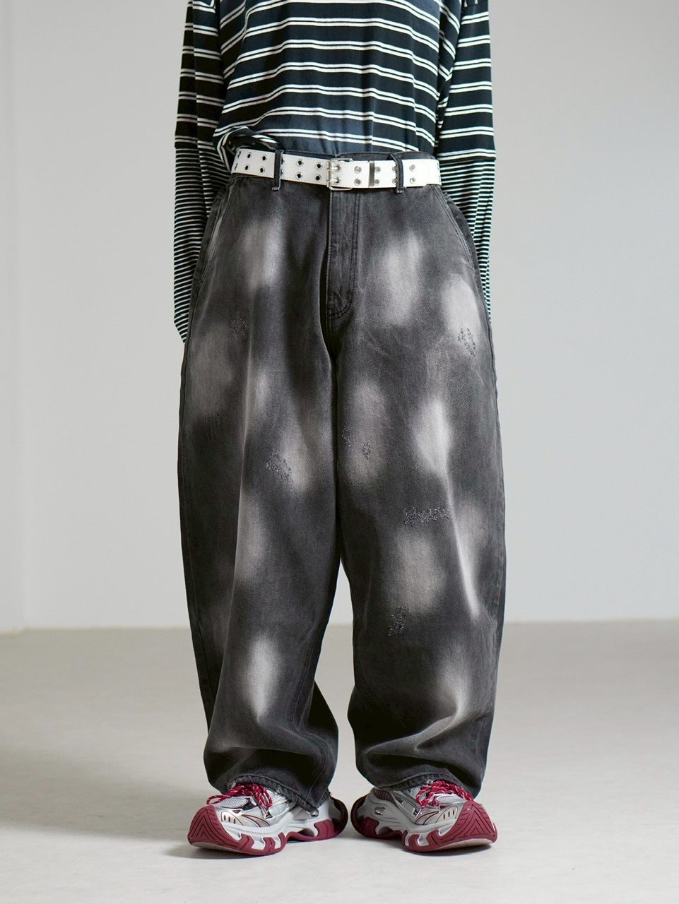 【Chikashitsu +】point wash balloon denim pants (2color) / 【チカシツプラス】ポイントウォッシングバルーンデニムパンツ