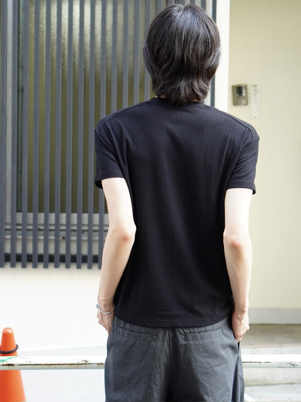 東京店WEB限定受注制【Chikashitsu +】cropped rib knit tee (3color)