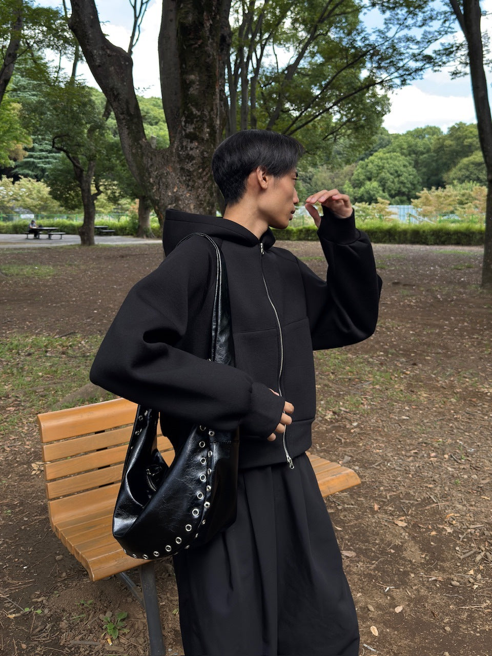 東京店WEB限定受注制【Chikashitsu +】cropped zip hoodie / 【チカシツプラス】クロップドジップフーディー (2color)